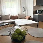 Διαμέρισμα Messe Essen, Modernes Mit Kueche, Smart-tv Und Separatem Schlafzimmer, Self-check-in