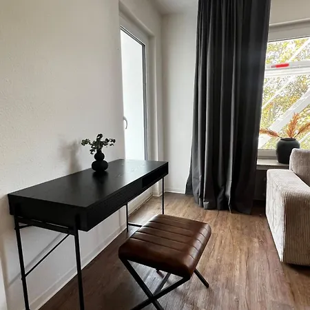 Messe Essen, Modernes Apartment Mit Kueche, Smart-Tv Und Separatem Schlafzimmer, Self-Check-In Appartamento