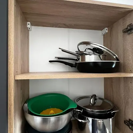 Messe Essen, Modernes Apartment Mit Kueche, Smart-Tv Und Separatem Schlafzimmer, Self-Check-In