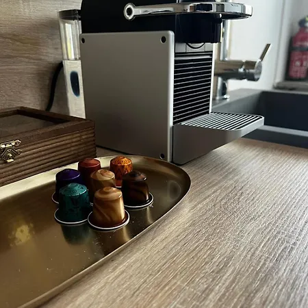 公寓 Messe Essen, Modernes Mit Kueche, Smart-tv Und Separatem Schlafzimmer, Self-check-in