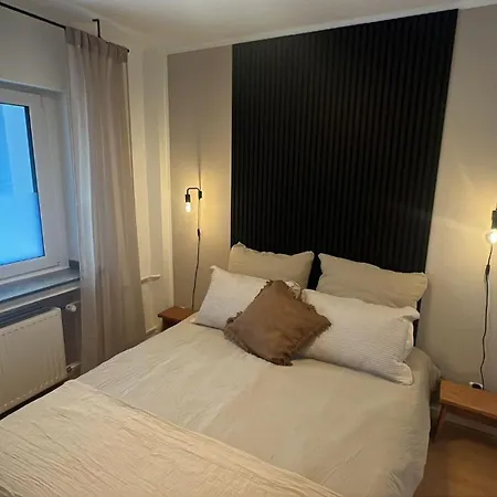 Apartment Messe Essen, Modernes Mit Kueche, Smart-tv Und Separatem Schlafzimmer, Self-check-in