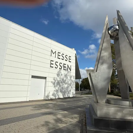 Messe Essen, Modernes Mit Küche, Smart-tv Und Separatem Schlafzimmer, Self-check-in Essen