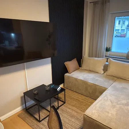 شقة Messe Essen, Modernes Mit Kueche, Smart-tv Und Separatem Schlafzimmer, Self-check-in