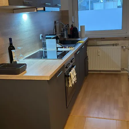 شقة Messe Essen, Modernes Mit Kueche, Smart-tv Und Separatem Schlafzimmer, Self-check-in *