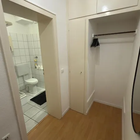 Messe Essen, Modernes Mit Küche, Smart-tv Und Separatem Schlafzimmer, Self-check-in