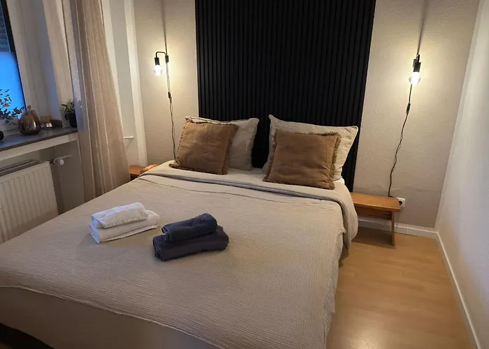 Messe Essen, Modernes Mit Kueche, Smart-tv Und Separatem Schlafzimmer, Self-check-in Appartement *